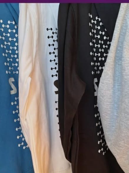 Buzos con Capucha Personalizados - Image 3